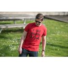 CHOUFFE T-shirt 'Il fait CHOUFFE ici' - Rood